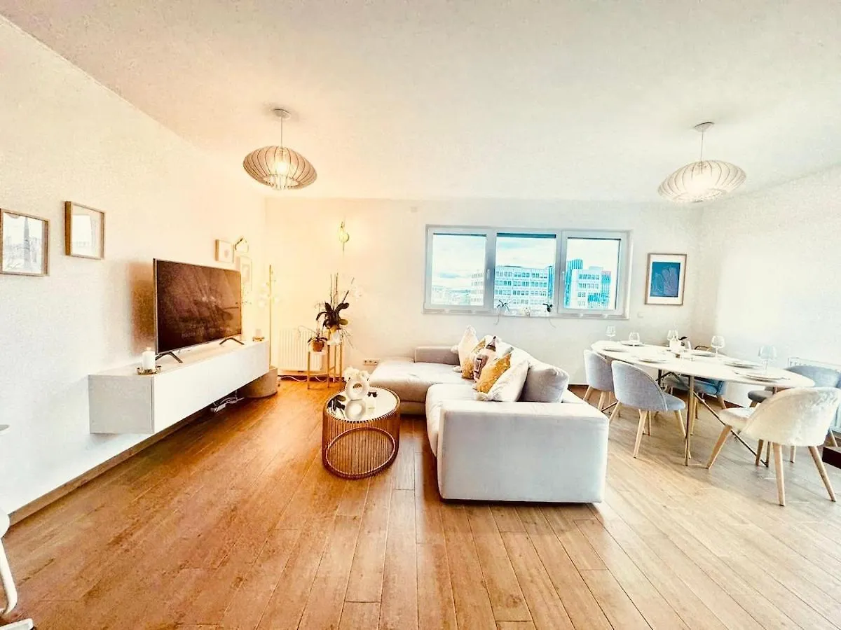 Beautiful 2 Bedrooms Flat In 룩셈부르크