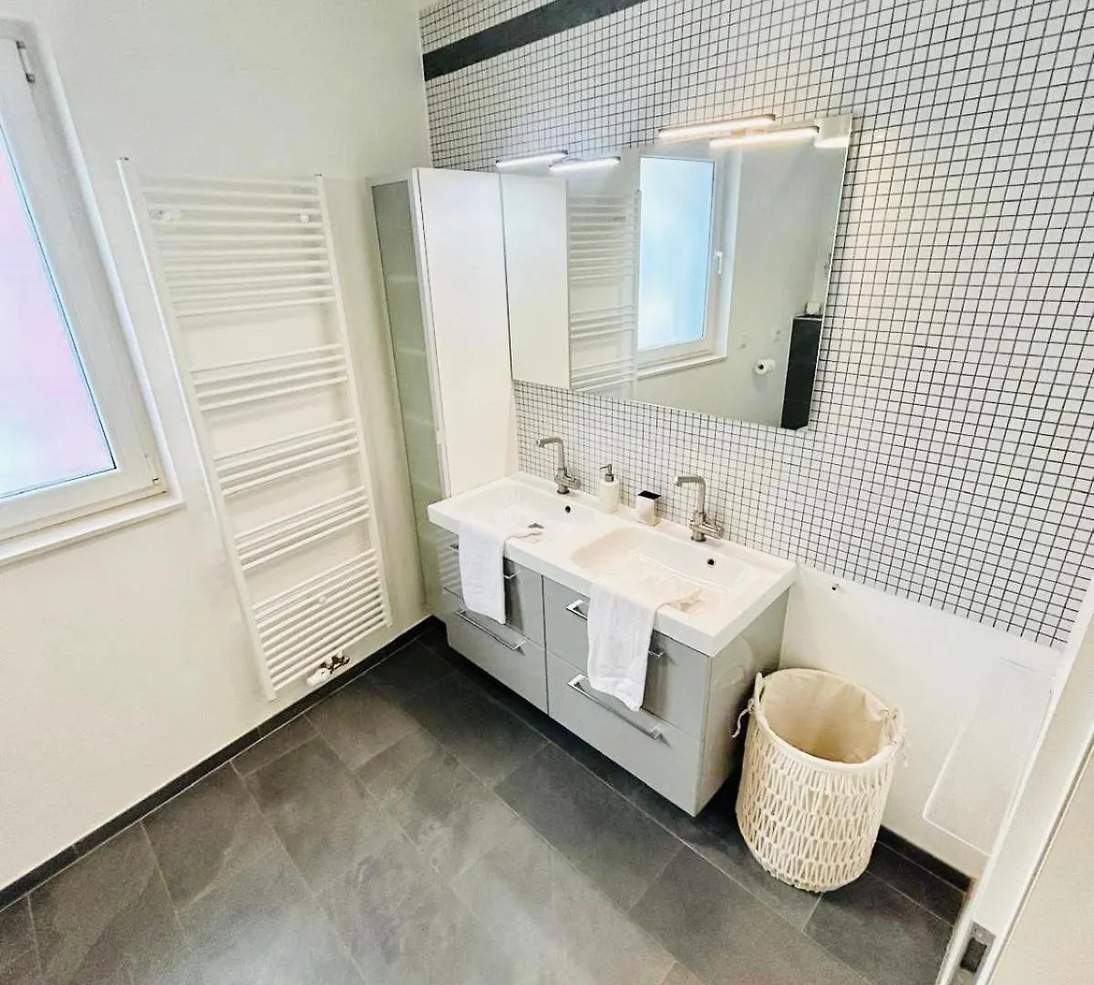 Apartament Beautiful 2 Bedrooms Flat In Luksemburg